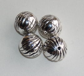 *MLK10   3 x  Metallook kraal Rond 20mm antiek zilver