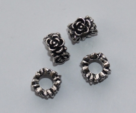 PDM18 1 x pandora style metalen kraal met  Bloemen