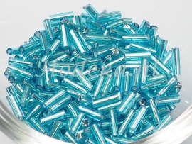 RST06a Rocailles staafjes licht blauw 50 gram