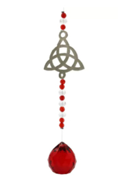 Zonnevanger Hangende Rode Kralen Triquetra