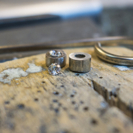 minimoon duo wedding rings