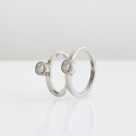 minimoon duo wedding rings