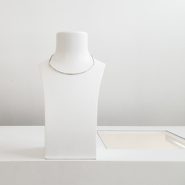 half curved tube necklace