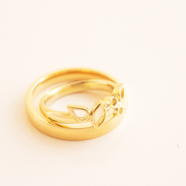 shapes wedding ring set