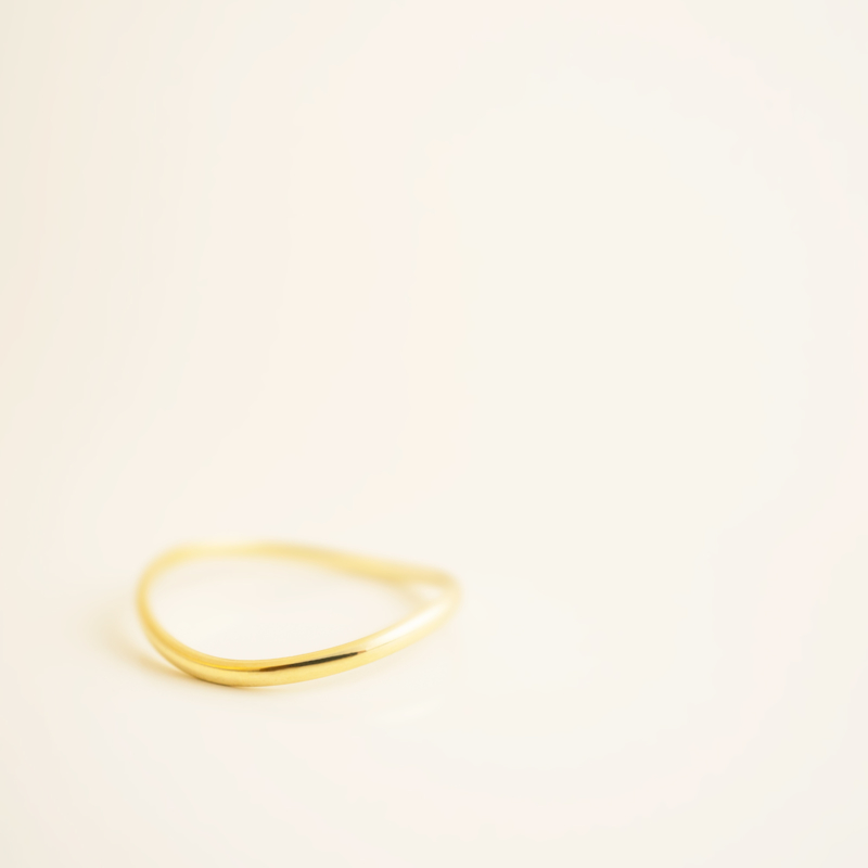yellow gold wave ring