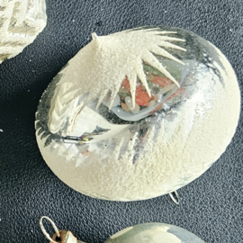 Vintage kerstbal met decoratie