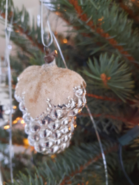 Vintage kerstbal | zilveren tros druiven
