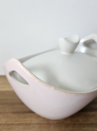 Schaaltje met deksel | Driehoek Potterie Tulipe