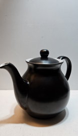 Driehoek Potterie Black Princess | zwarte theepot