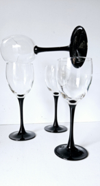 Luminarc | wijnglas op zwarte voet