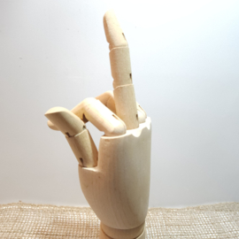 Houten hand