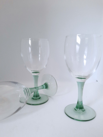 Arcopal | wijnglas op groene voet