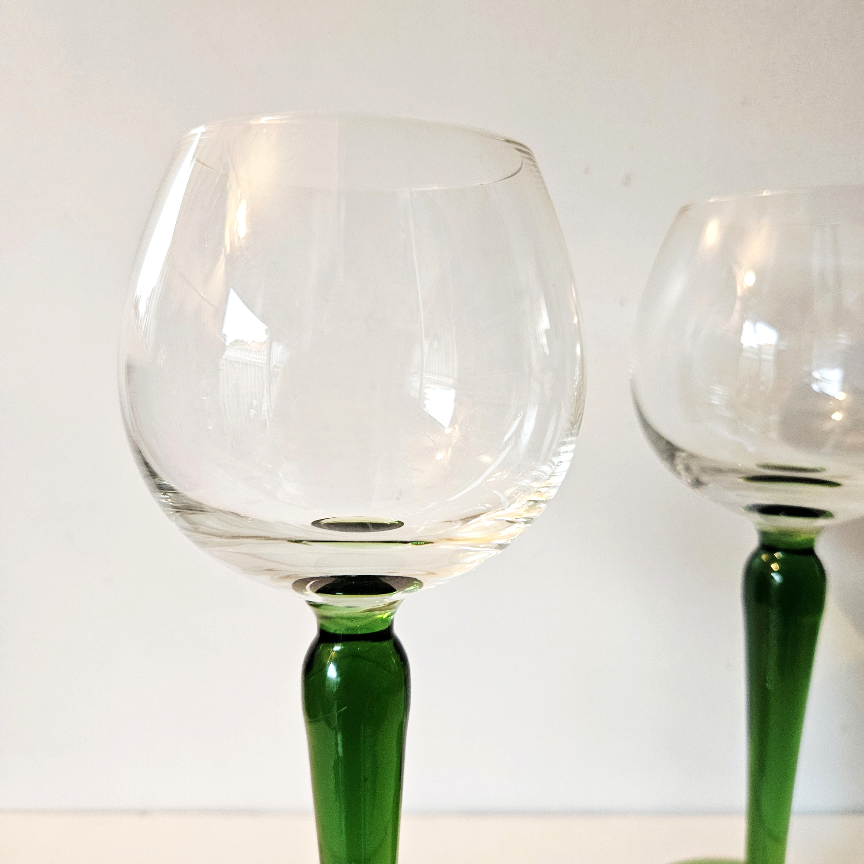 Wijnglas met groene steel - per 2