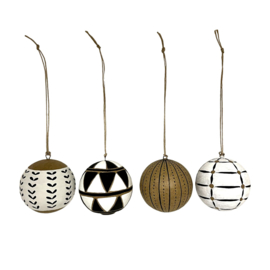Ornament papiermache
