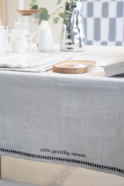 Zusss tafelkleed tekst 250x150