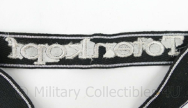 WO2 Duitse SS officiers Totenkopf cufftitle - 49 cm lang - replica