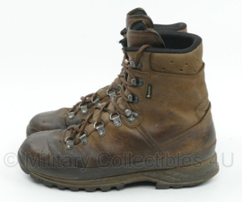 Defensie Lowa Mountain Boot NL GTX Goretex  - maat 43,5  - gedragen - origineel