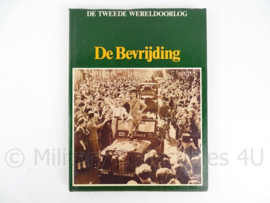 Naslagwerk over WO2, set van 3 boeken - Landing Normandie, Slag om Arnhem en De Bevrijding - origineel