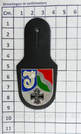 BW Bundeswehr Geneeskundige Dienst borsthanger - 8,5 x 4 cm - origineel