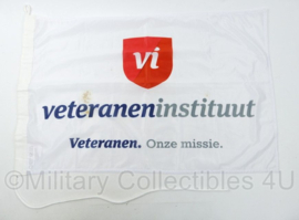 VI Veteraneninstituut Veteranen. Onze Missie vlag - 75 x 49 cm - origineel
