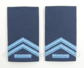 KLu Luchtmacht epauletten rang Korporaal der 1e klasse - per paar - afmeting 5 x 9,5 cm -  origineel