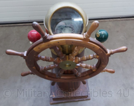 Decoratief scheepsstuur met kompas - 108 x 46 x 82 cm - origineel