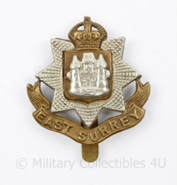 WW2 British cap badge  East Surrey Regiment Kings Crown - 5 x 4 cm - origineel