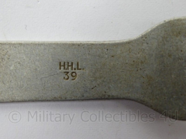 WO2 Duitse vork van klapbestekset gestempeld HHL 39 - aluminium - afmeting 2,5 x 14,5 cm - origineel 1938