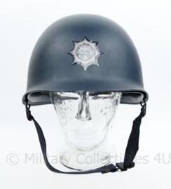 Korps Rijkspolitie M1 helm met binnen helm - topstaat - origineel