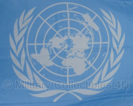KL Verenigde Naties vlag  - ongeveer 100 x 150 cm - origineel