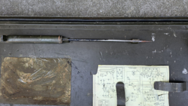 Wo2 US Army Corps of Engineers Mine Detector set AN/PRS04 1944 in kist - origineel