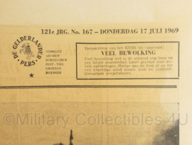 Krant de Gelderlander Apollo volmaakt op koers - maandlanding 17 juli 1969 - origineel