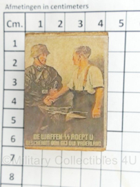 WO2 Duits luciferdoosje van echt hout - de Waffen SS roept u. Beschermt ook gij uw Vaderland - 6 x 4 cm