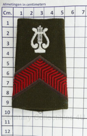 KL Nederlandse leger DT 1963-2000 Muziekkorps epaulet ENKEL Soldaat der 1e klasse - 9 x 5,5 cm - origineel