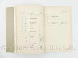 KL Nederlandse leger handboek VS 2-1120/2 Velddienst deel 2 Tekens en Afkortingen - 16 x 0,5 x 22 cm - origineel