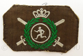 KL Landmacht LO Lichamelijke Opvoeding embleem - sport - afmeting 6 x 10 cm - origineel