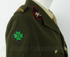 KL Landmacht DT uniform jas en broek veldartillerie - model voor 2000 - met insignes - maat 49 3/4 - origineel