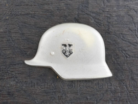 WO2 Duits Wehrmacht leeg foto album met metalen Stahlhelm - 32 x 22,5 x 1,5 cm  - origineel