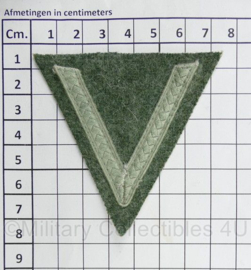 WO2 Duitse M40 Gefreiter chevron - met correcte punt - 7,5 x 7 cm