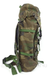 Korps Mariniers Grabbag Forest Woodland Camo rugzak - 40 liter - gebruikt - afmeting 70 x 38 cm - zeldzaam - origineel