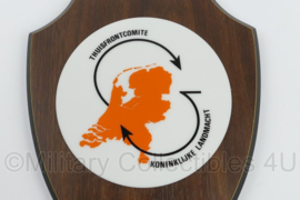KL Nederlandse leger Thuisfrontcomite Koninklijke Landmacht wandbord - 17,5 x 1,5 x 22,5 cm - origineel