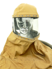 WO2 British hospital patient gas mask - june 1944 - C5 gas mask - zeldzaam - gebruikt - origineel