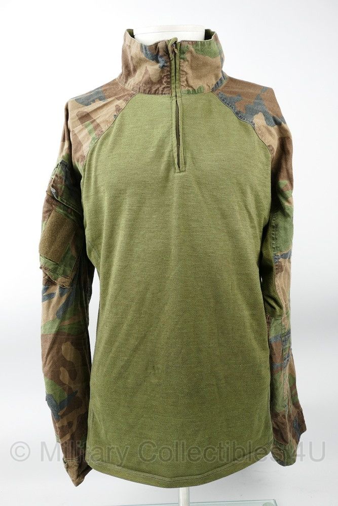 Kmarns Korps Mariniers UBAC Combat Shirt Woodland Forest Camo Permethrine - Maat Large - gedragen