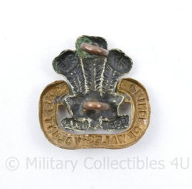 WO2 Britse cap badge Prince of Whales Volunteers - 2,5 x 2,5 cm -  origineel