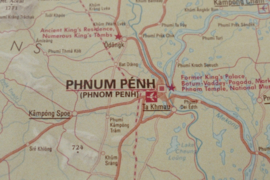 Kampuchea topografische kaart geplastificeerd Cambodja 1976 /  1979 - ingeruild door Marinier - 50 x 40 cm - origineel