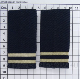 Belgische luchtmacht Korporaal epauletten - afmeting 9 x 4½ cm - origineel