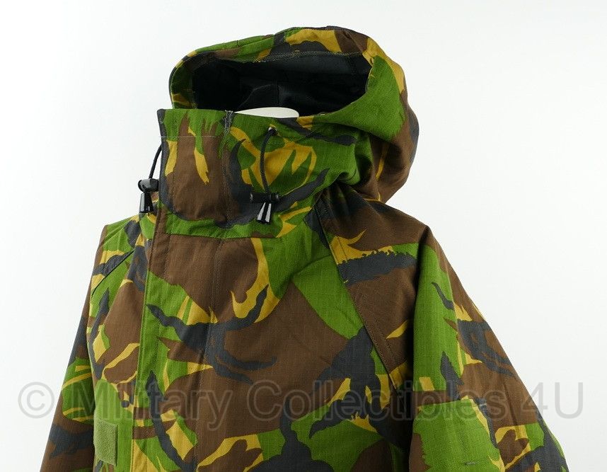KL M2000 NBC parka en NBC broek woodland - jas maat M/R, broek maat M/S - licht gedragen - origineel
