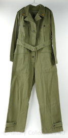 WO2 US HBT coverall met originele patch en insignes - 143 cm lang - replica