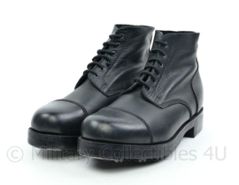 British service shoes zwart met benageling modern, lijkt op wo2 brits model - nieuw - size 10 - origineel