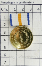 DDR NVA medaille für treue Dienste im Gesundheits- und Sozialwesen im gold in doosje - origineel